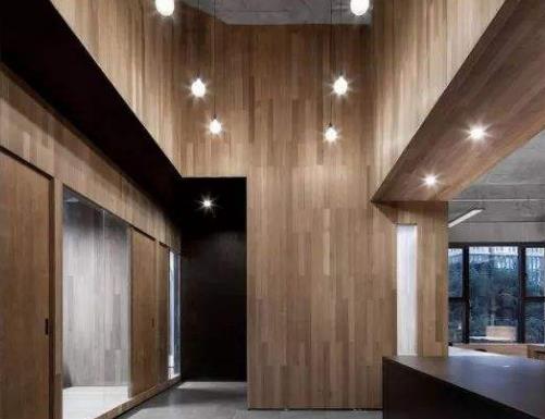 木饰面清洁.jpg 木饰面清洁.jpg